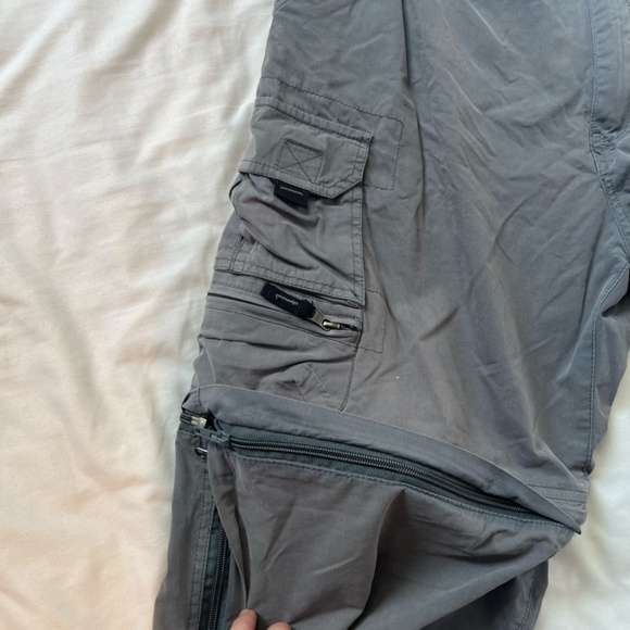 Gray cargo short and pants with multi pockets - Picture 4 of 8